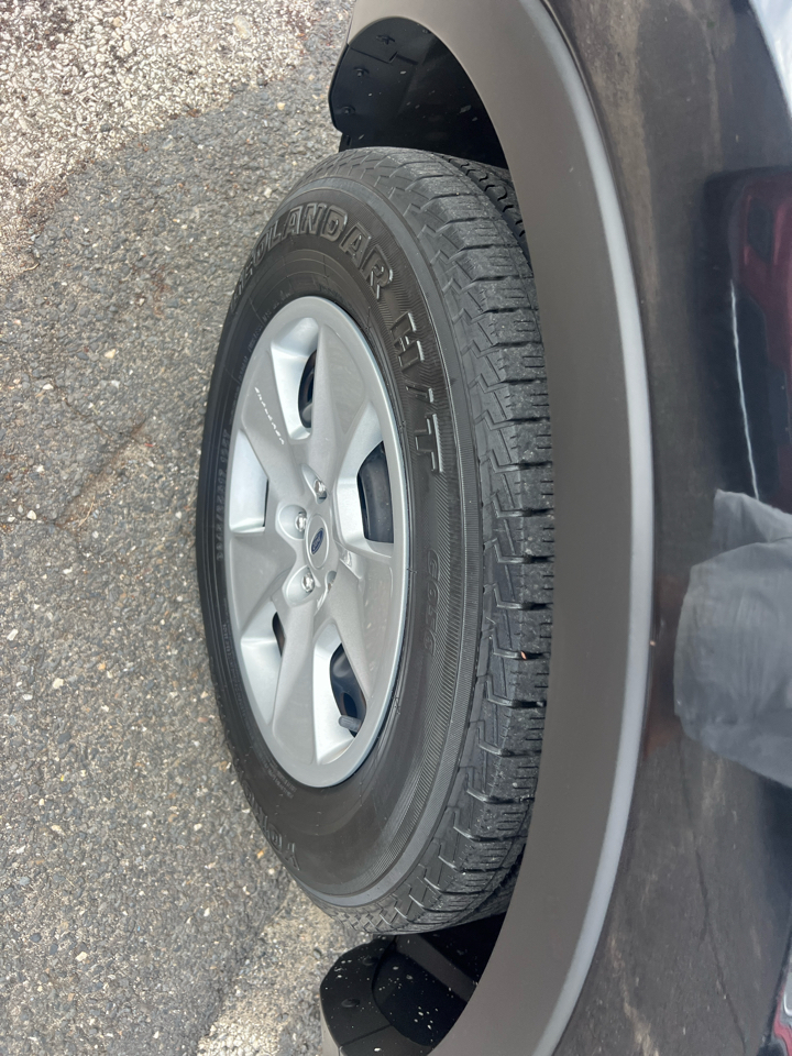 Ford Explorer Base FWD 2013 Ford Explorer Base FWD 2013