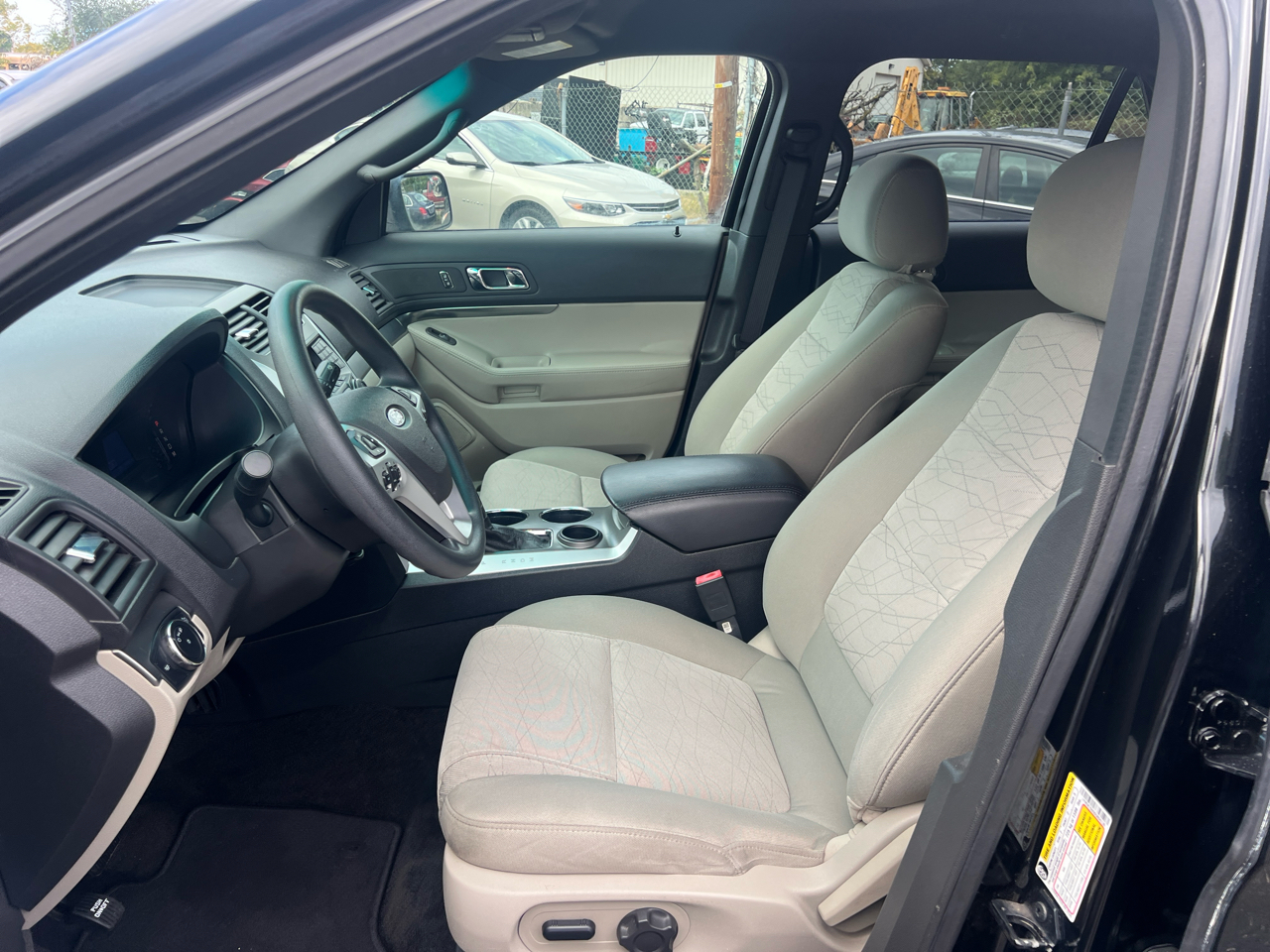 Ford Explorer Base FWD 2013 Ford Explorer Base FWD 2013