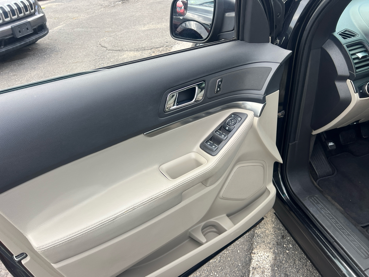 Ford Explorer Base FWD 2013 Ford Explorer Base FWD 2013