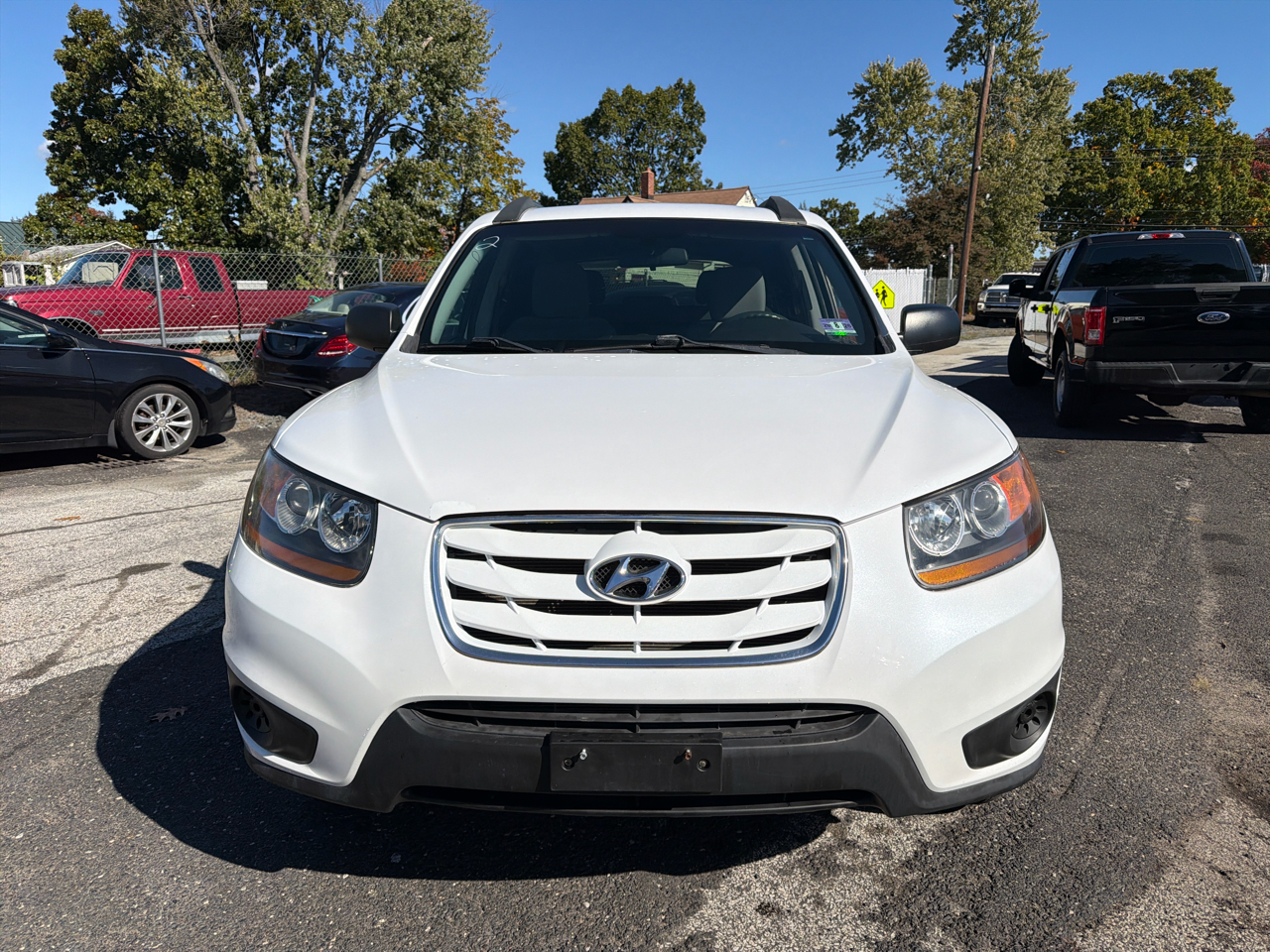 Hyundai Santa Fe GL 2.4 4WD 2011 Hyundai Santa Fe GL 2.4 4WD 2011