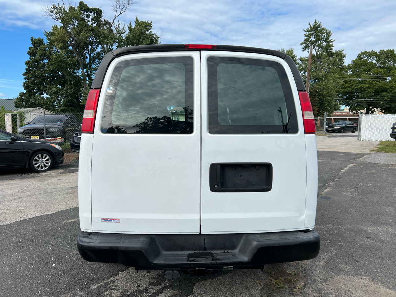GMC Savana G3500 Cargo Ext 2017 GMC Savana G3500 Cargo Ext 2017