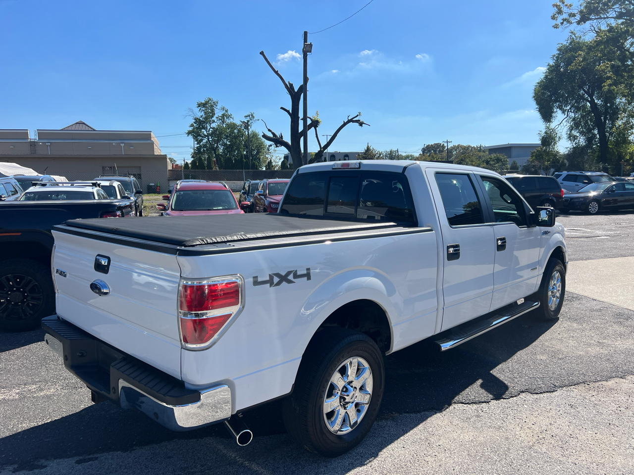 Ford F-150 4WD SuperCrew 157" XLT 2014 Ford F-150 4WD SuperCrew 157" XLT 2014