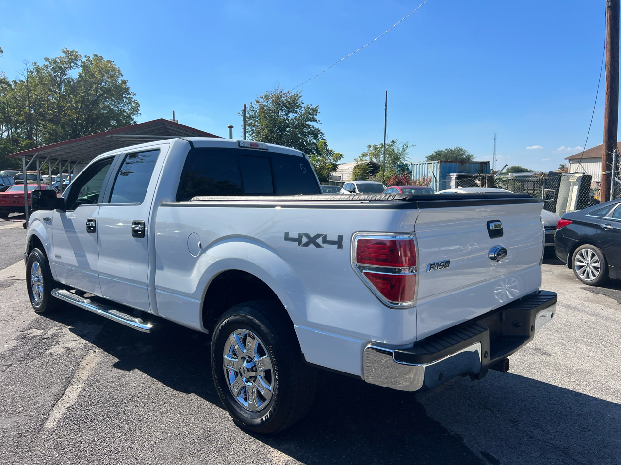 Ford F-150 4WD SuperCrew 157" XLT 2014 Ford F-150 4WD SuperCrew 157" XLT 2014