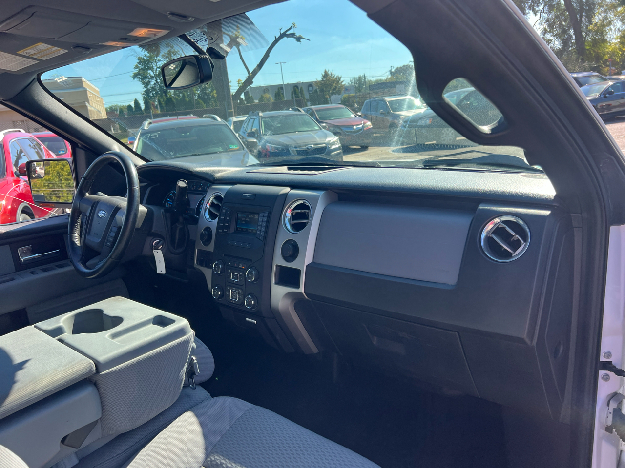 Ford F-150 4WD SuperCrew 157" XLT 2014 Ford F-150 4WD SuperCrew 157" XLT 2014