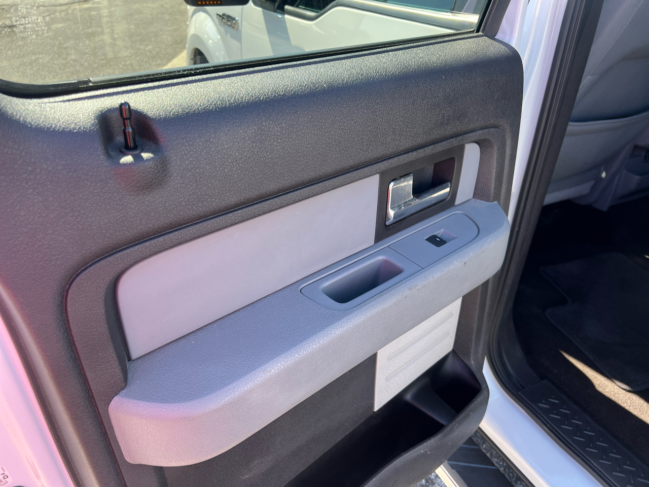 Ford F-150 4WD SuperCrew 157" XLT 2014 Ford F-150 4WD SuperCrew 157" XLT 2014
