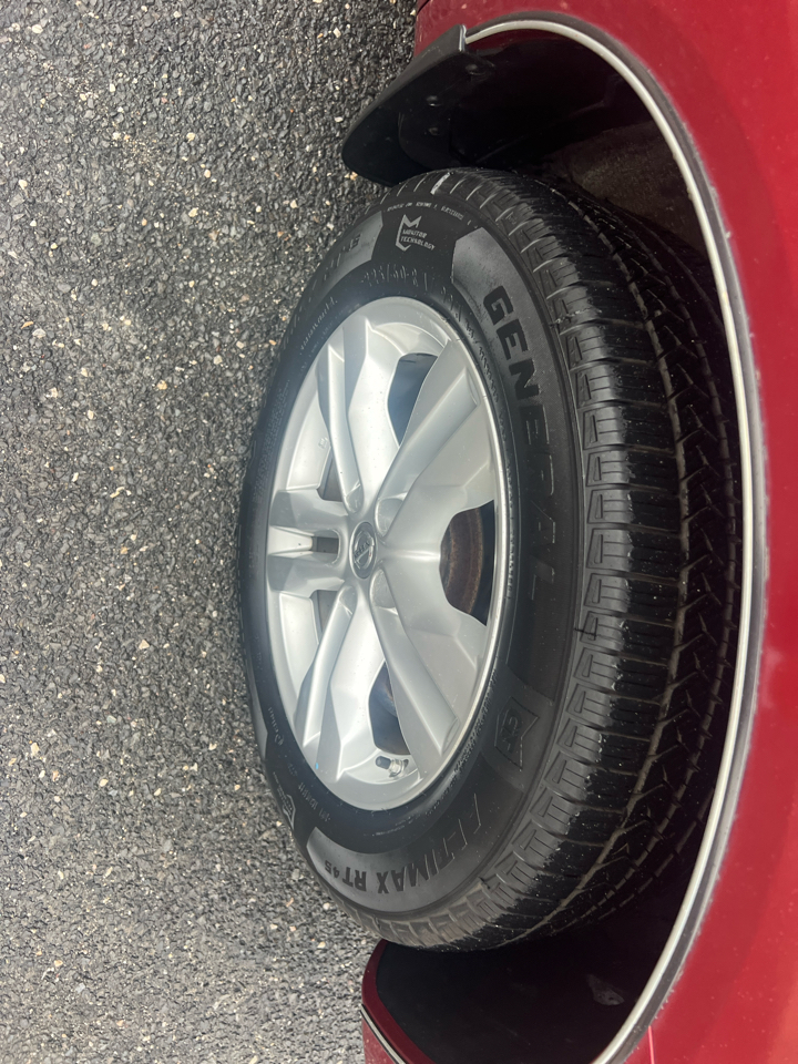 Nissan Rogue S AWD 2013 Nissan Rogue S AWD 2013