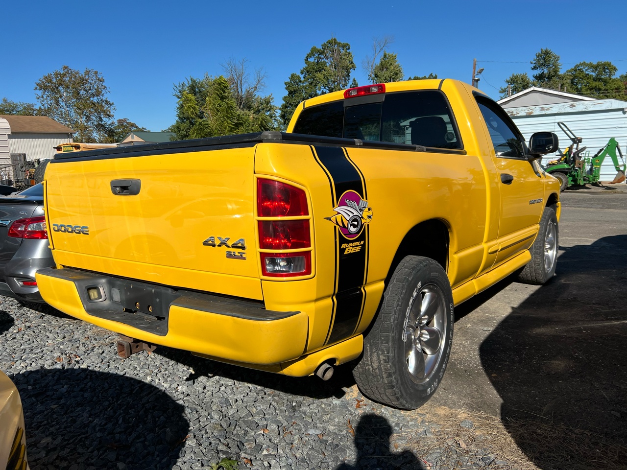 Dodge Ram 1500 2dr Reg Cab 120.5 4WD SLT 2004 Dodge Ram 1500 2dr Reg Cab 120.5 4WD SLT 2004