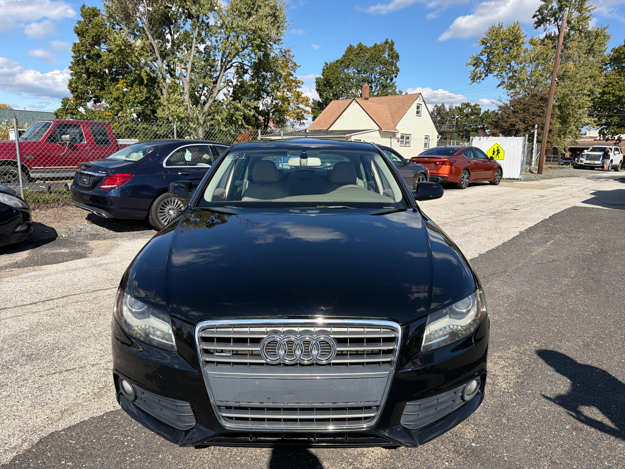 Audi A4 2.0T Sedan quattro Tiptronic 2010 Audi A4 2.0T Sedan quattro Tiptronic 2010