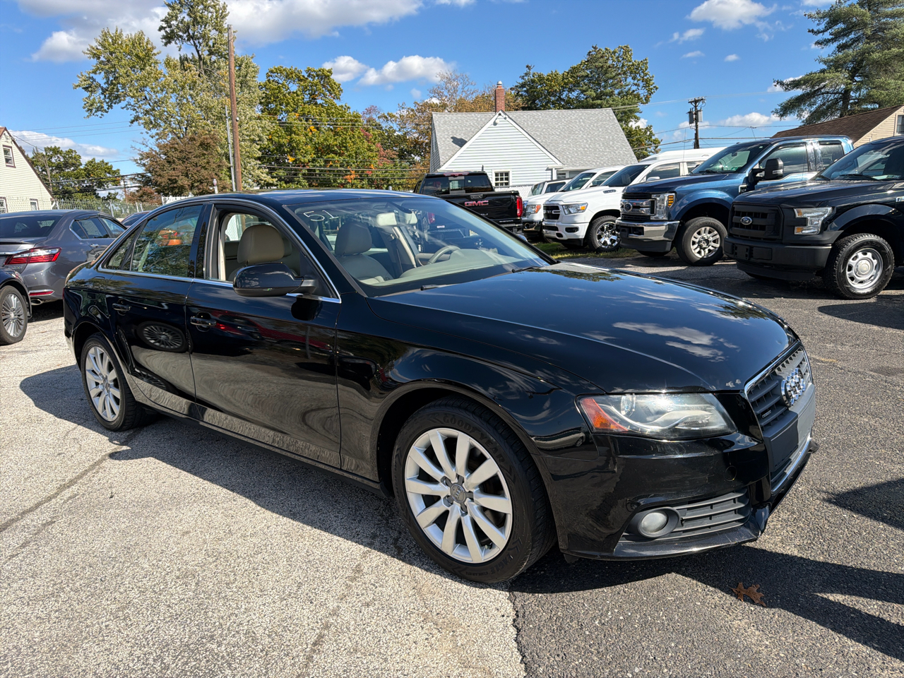 Audi A4 2.0T Sedan quattro Tiptronic 2010 Audi A4 2.0T Sedan quattro Tiptronic 2010