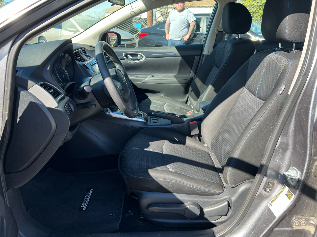 Nissan Sentra 4dr Sdn 1.8 S Auto SULEV 2017 Nissan Sentra 4dr Sdn 1.8 S Auto SULEV 2017