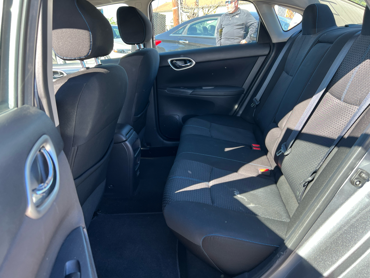 Nissan Sentra 4dr Sdn 1.8 S Auto SULEV 2017 Nissan Sentra 4dr Sdn 1.8 S Auto SULEV 2017