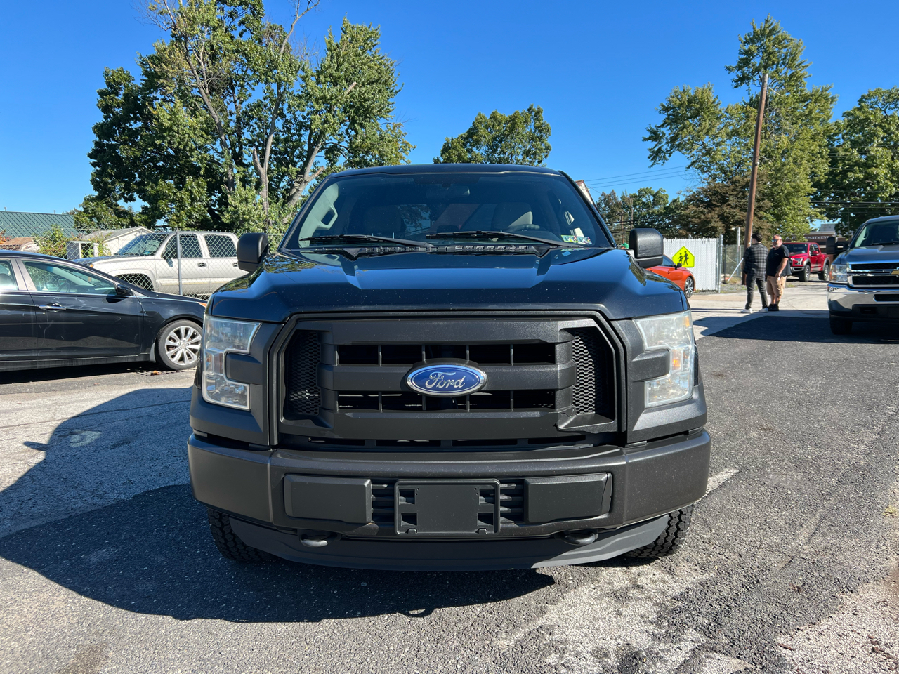 Ford F-150 4WD SuperCrew 139" XL 2016 Ford F-150 4WD SuperCrew 139" XL 2016