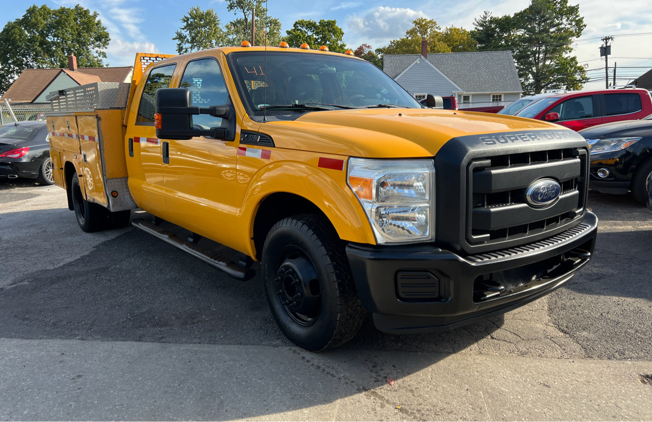 Ford F-350 SD XLT Crew Cab Long Bed DRW 2WD 2012 Ford F-350 SD XLT Crew Cab Long Bed DRW 2WD 2012