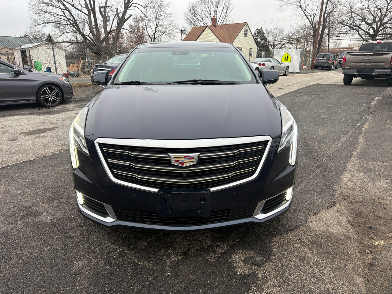 Cadillac XTS Luxury FWD 2018