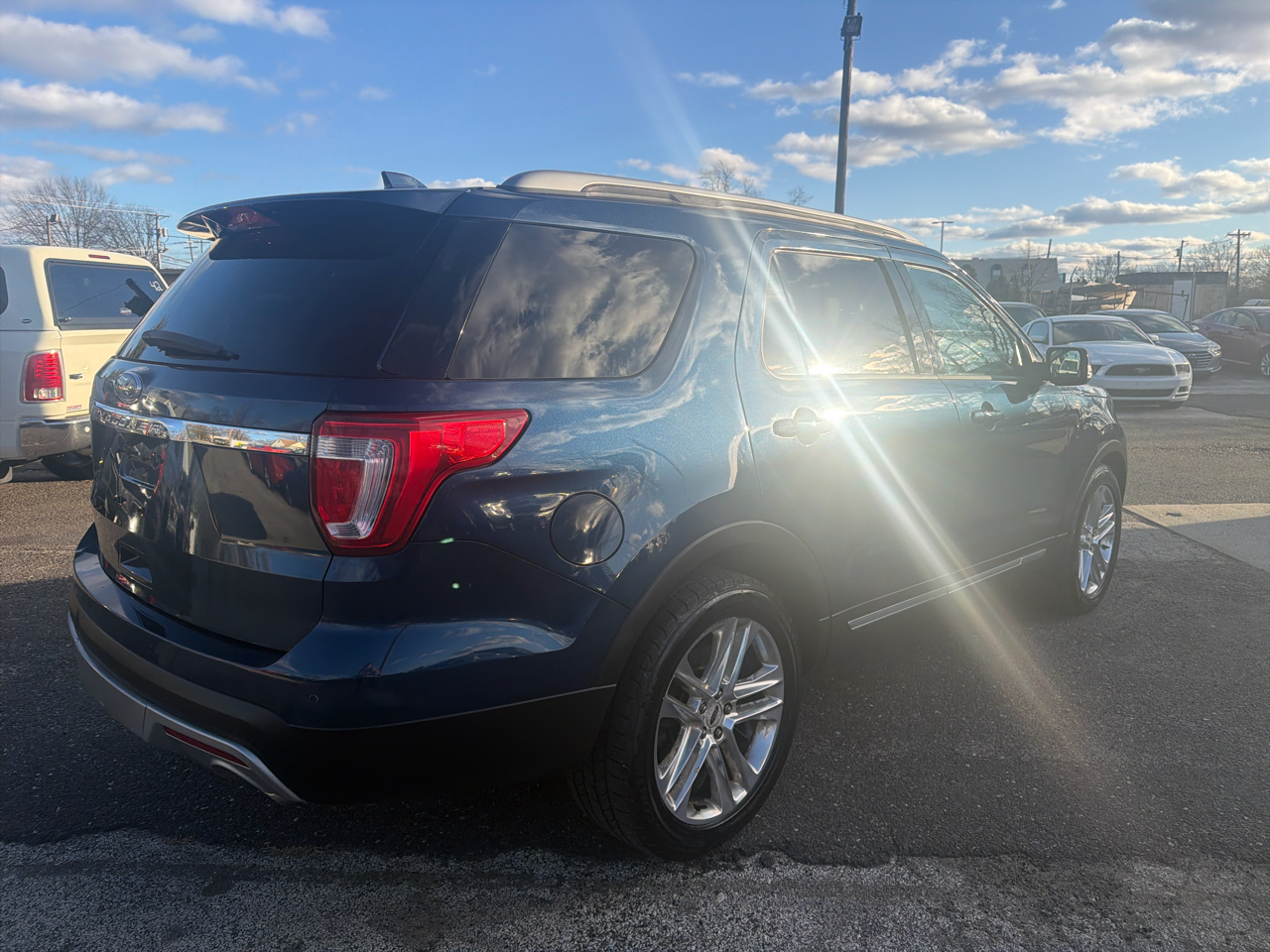 Ford Explorer XLT FWD 2016