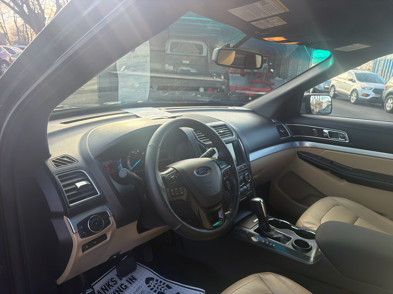 Ford Explorer XLT FWD 2016