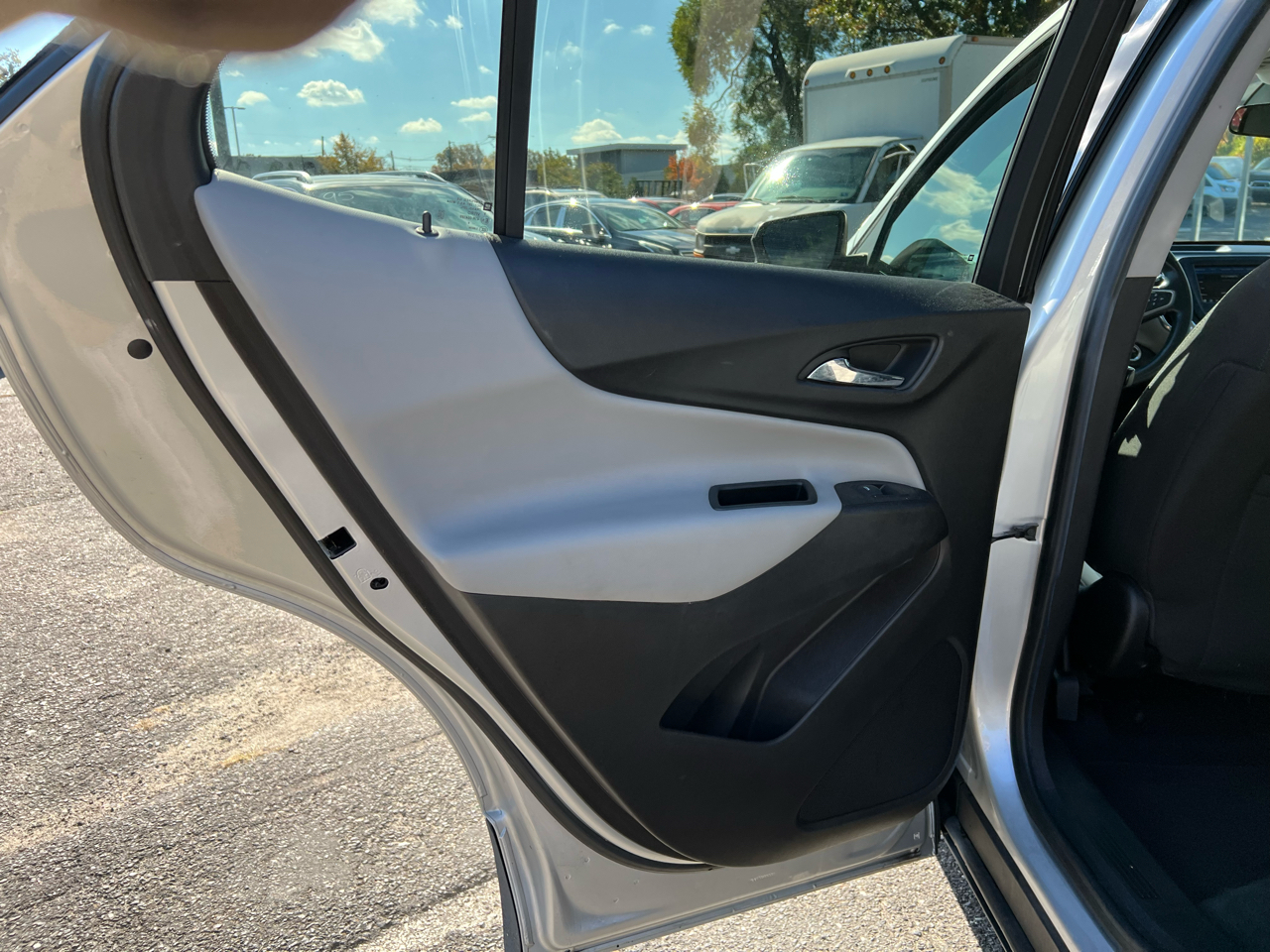 Chevrolet Equinox LS 2WD 2019 Chevrolet Equinox LS 2WD 2019