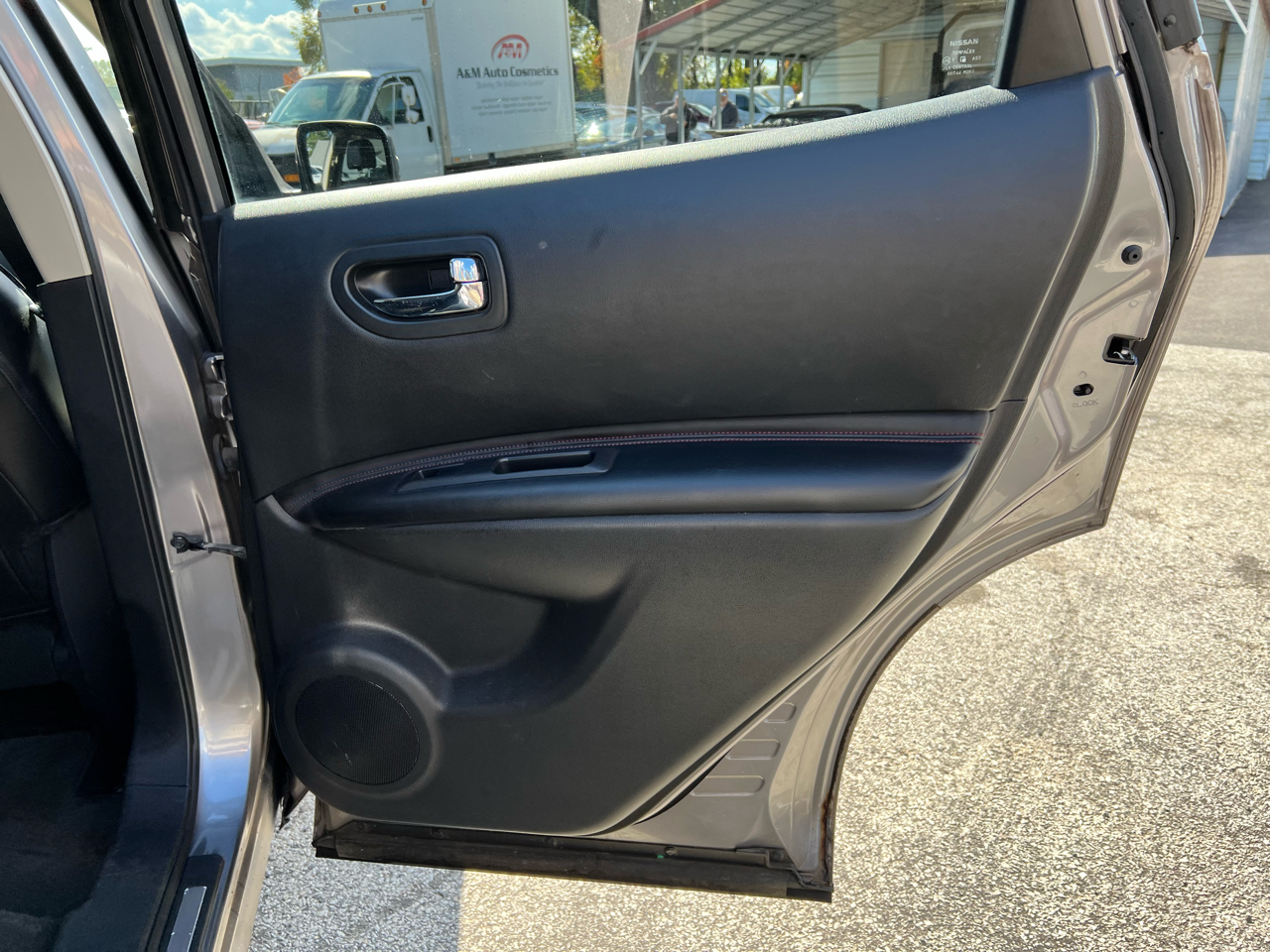 Nissan Rogue S AWD 2011 Nissan Rogue S AWD 2011