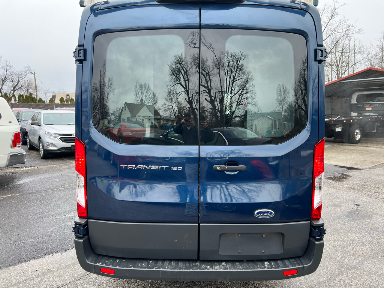 Ford Transit 150 Van Med. Roof w/Sliding Pass. 130-in. WB 2018