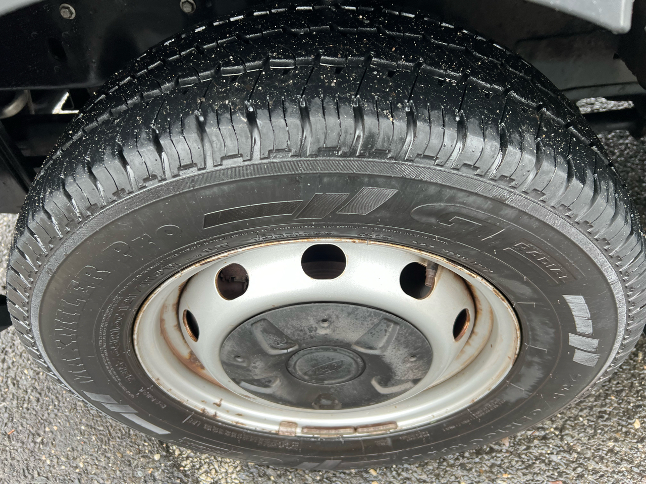 Ford Transit 150 Van Med. Roof w/Sliding Pass. 130-in. WB 2018