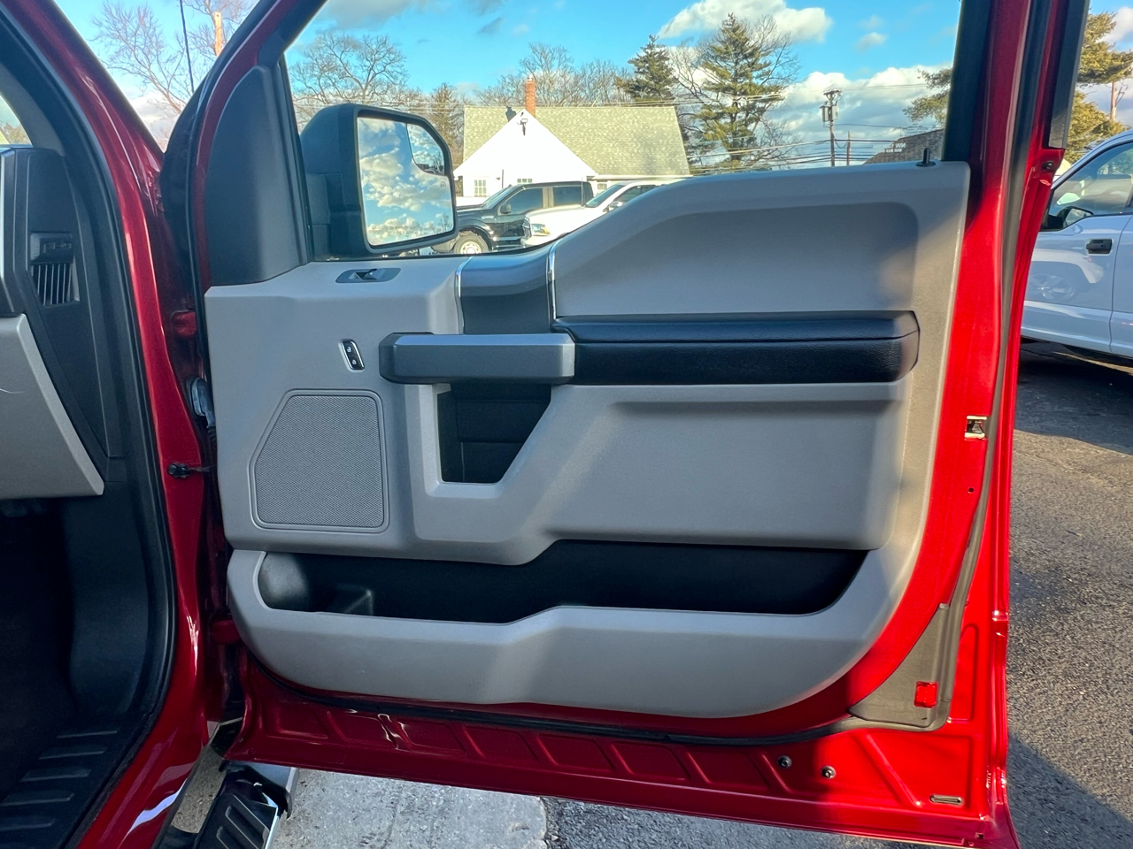 Ford F-150 4WD SuperCab 145" XLT 2019