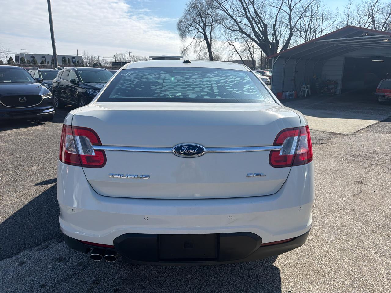 Ford Taurus SEL FWD 2012