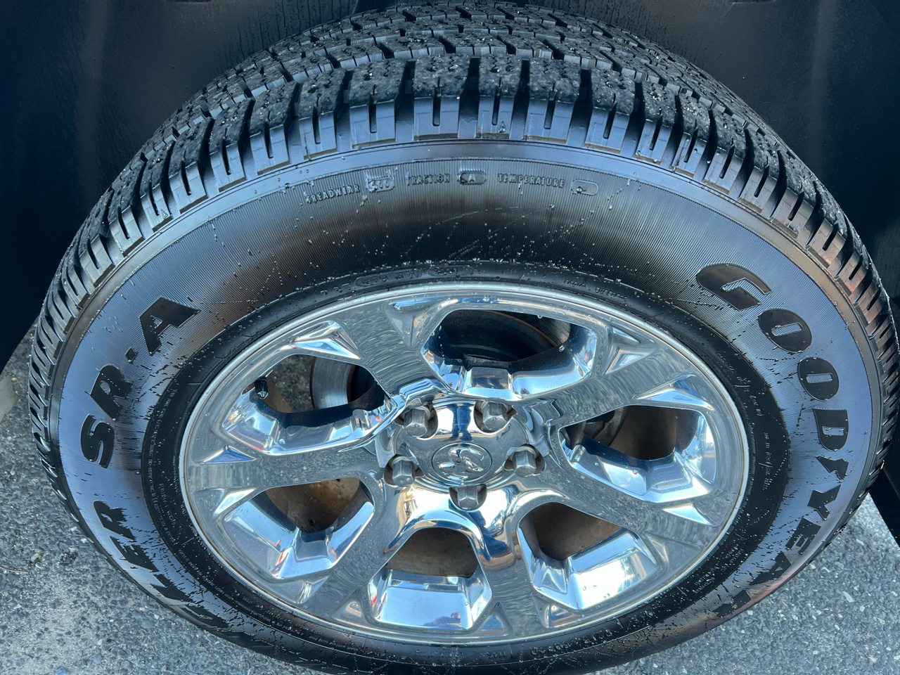 RAM 1500 Laramie Crew Cab SWB 4WD 2016