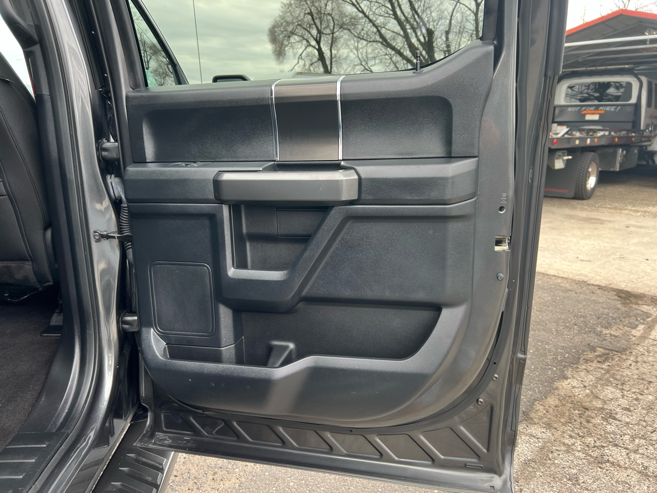 Ford F-150 4WD SuperCab 145" XLT 2018