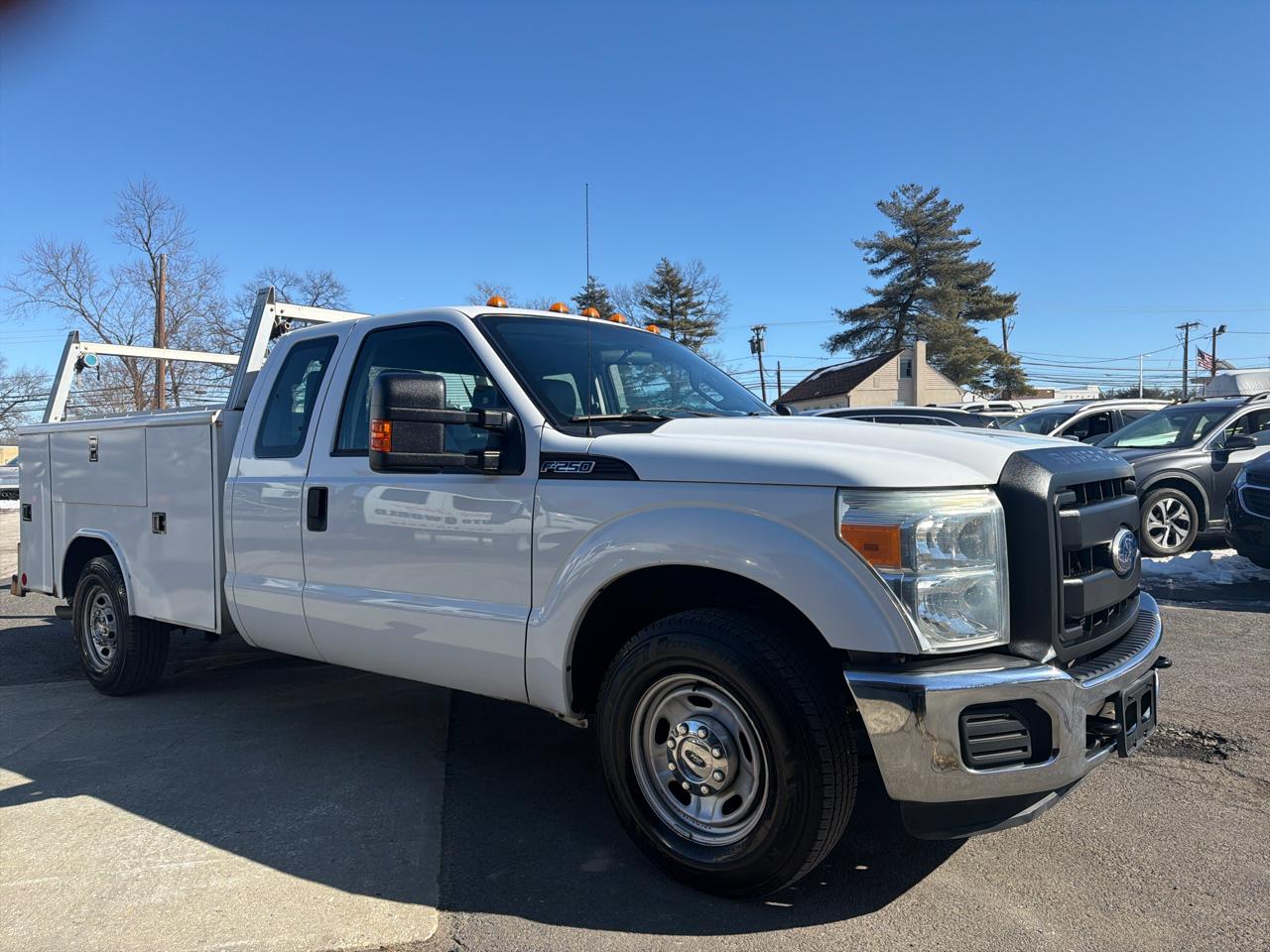 Ford F-250 SD XLT SuperCab Long Bed 2WD 2011