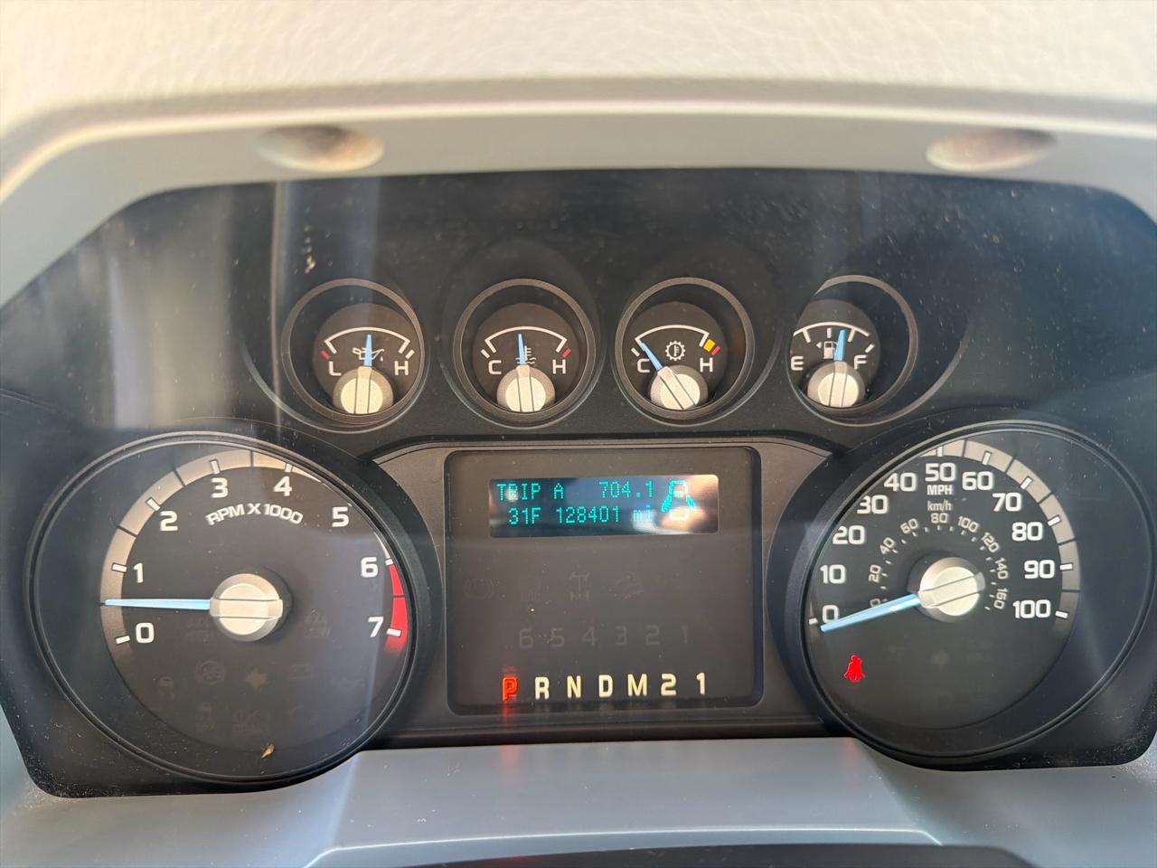 Ford F-250 SD XLT SuperCab Long Bed 2WD 2011