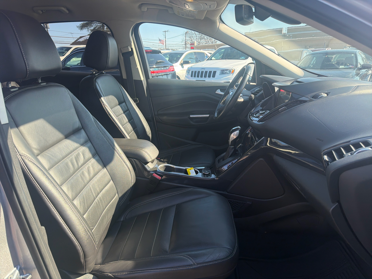 Ford Escape Titanium FWD 2016