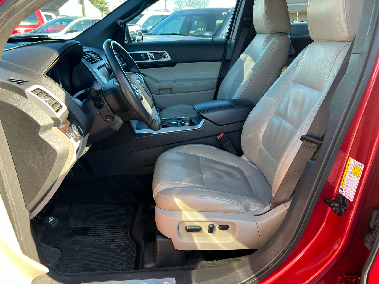 Ford Explorer Limited 4WD 2012