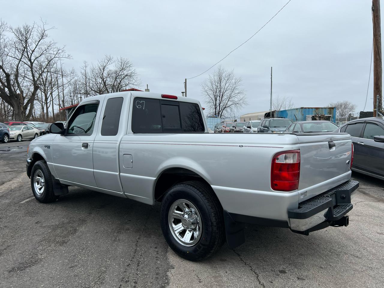 Ford Ranger 2WD 2dr SuperCab 126" XLT 2004
