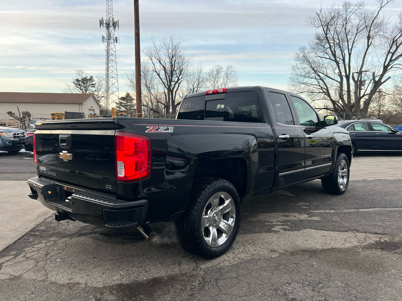 Chevrolet Silverado 1500 4WD Double Cab 143.5" LTZ w/1LZ 2016