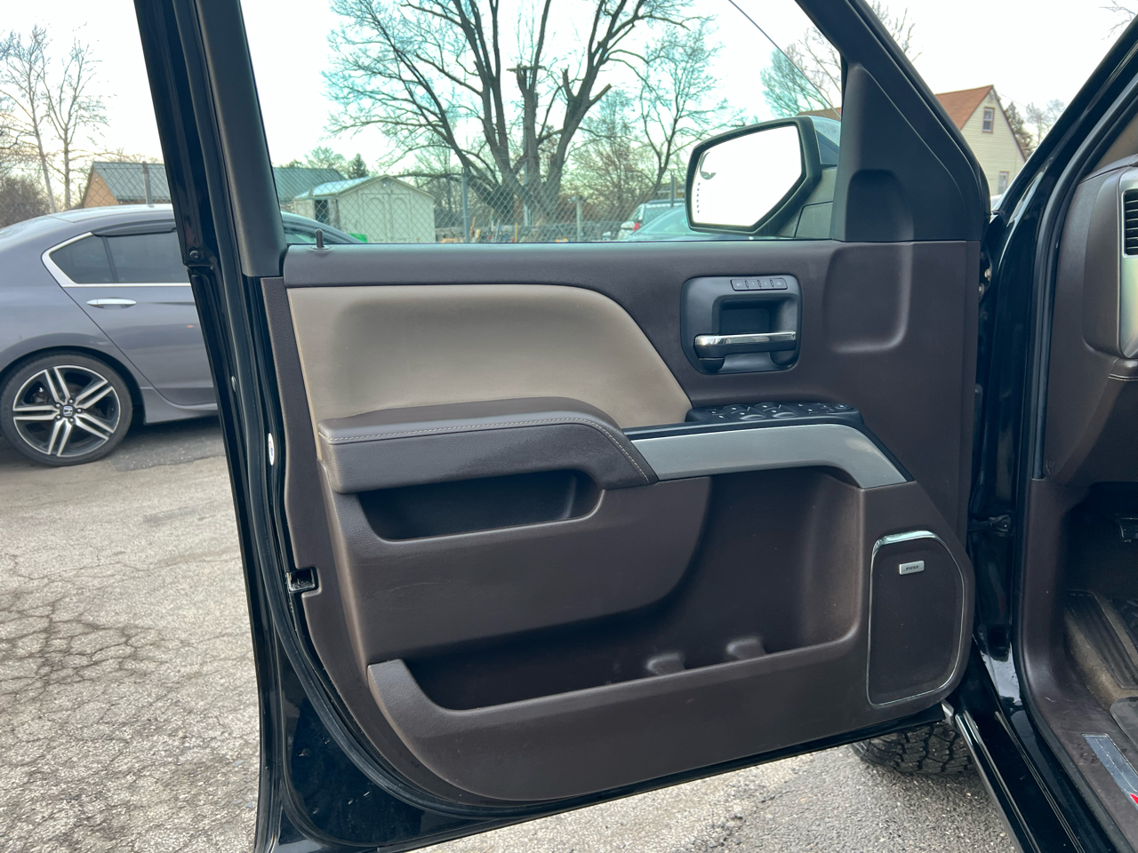 Chevrolet Silverado 1500 4WD Double Cab 143.5" LTZ w/1LZ 2016