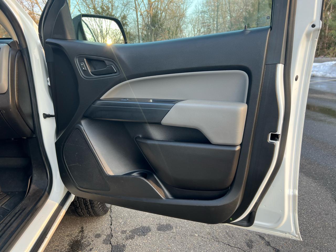 Chevrolet Colorado 2WD Ext Cab 128.3" Work Truck 2019