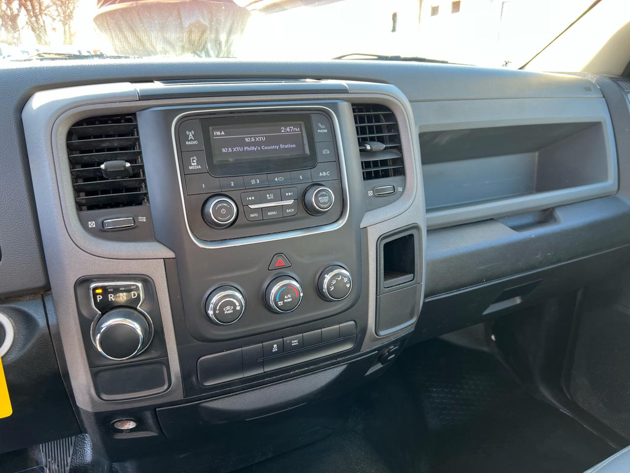 RAM 1500 2WD Reg Cab 140.5" ST 2018