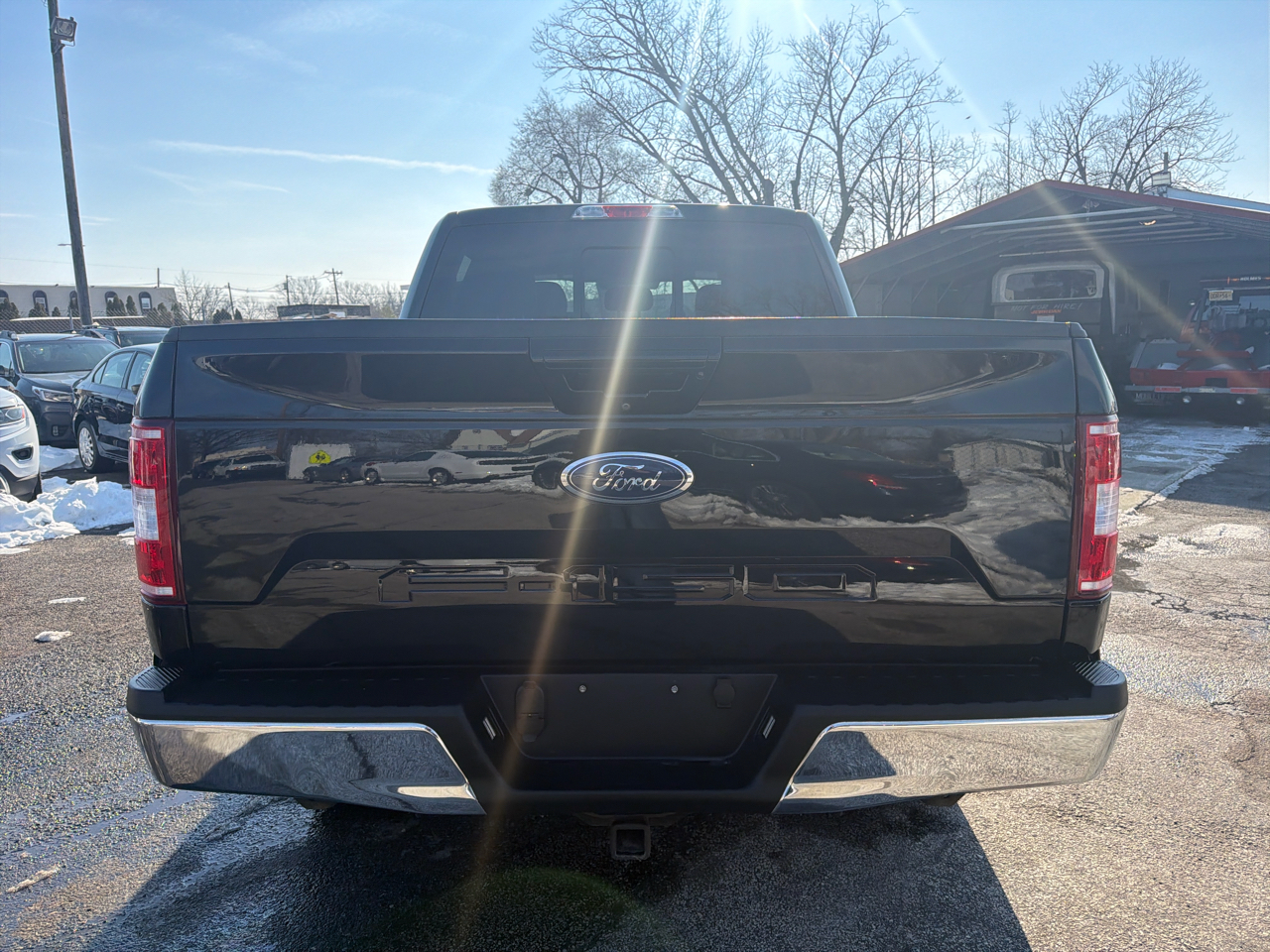 Ford F-150 4WD SuperCrew 139" Lariat 2018