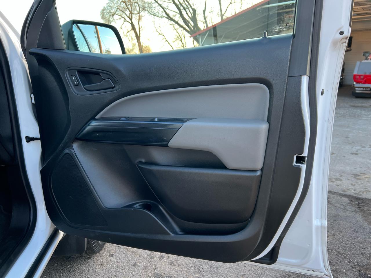 Chevrolet Colorado 2WD Ext Cab 128.3" WT 2020