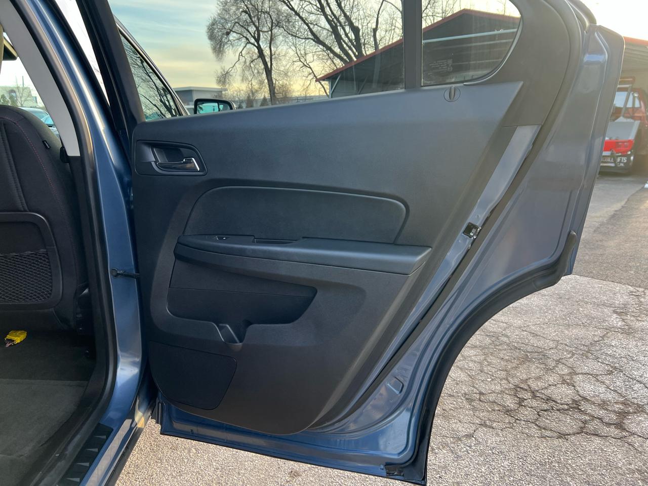 Chevrolet Equinox 1LT 2WD 2012