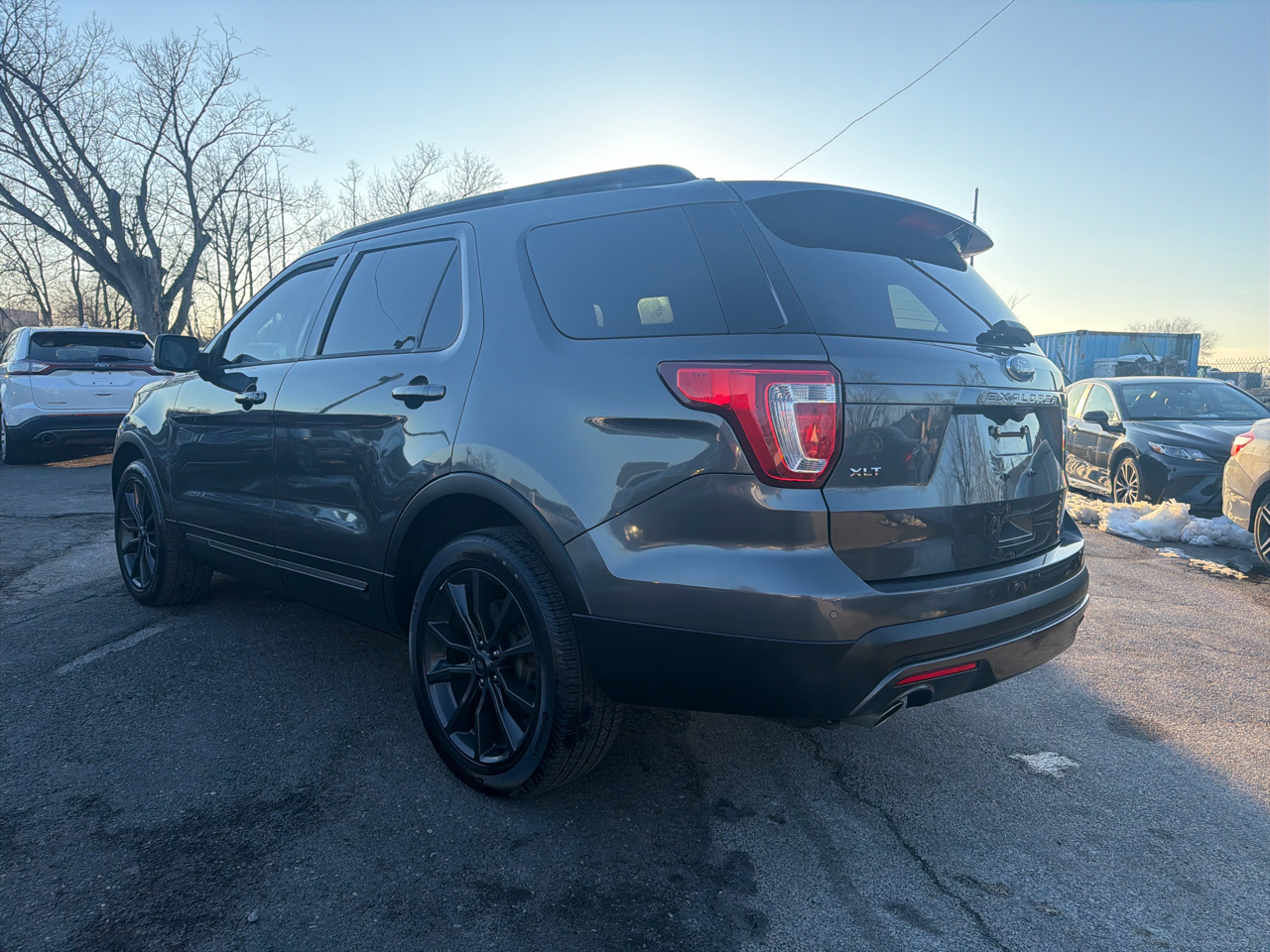 Ford Explorer 4dr XLT 4WD 2017