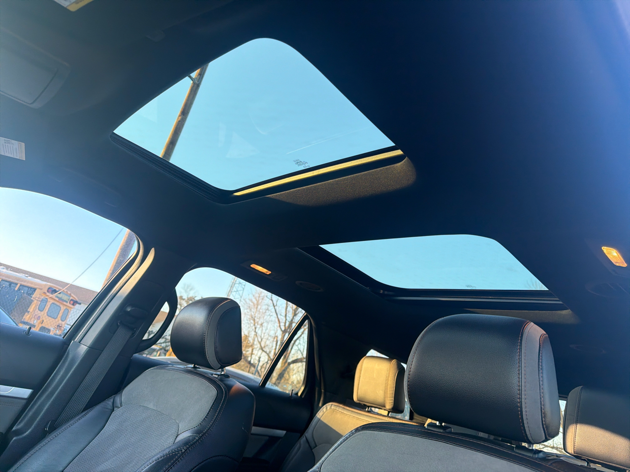 Ford Explorer 4dr XLT 4WD 2017