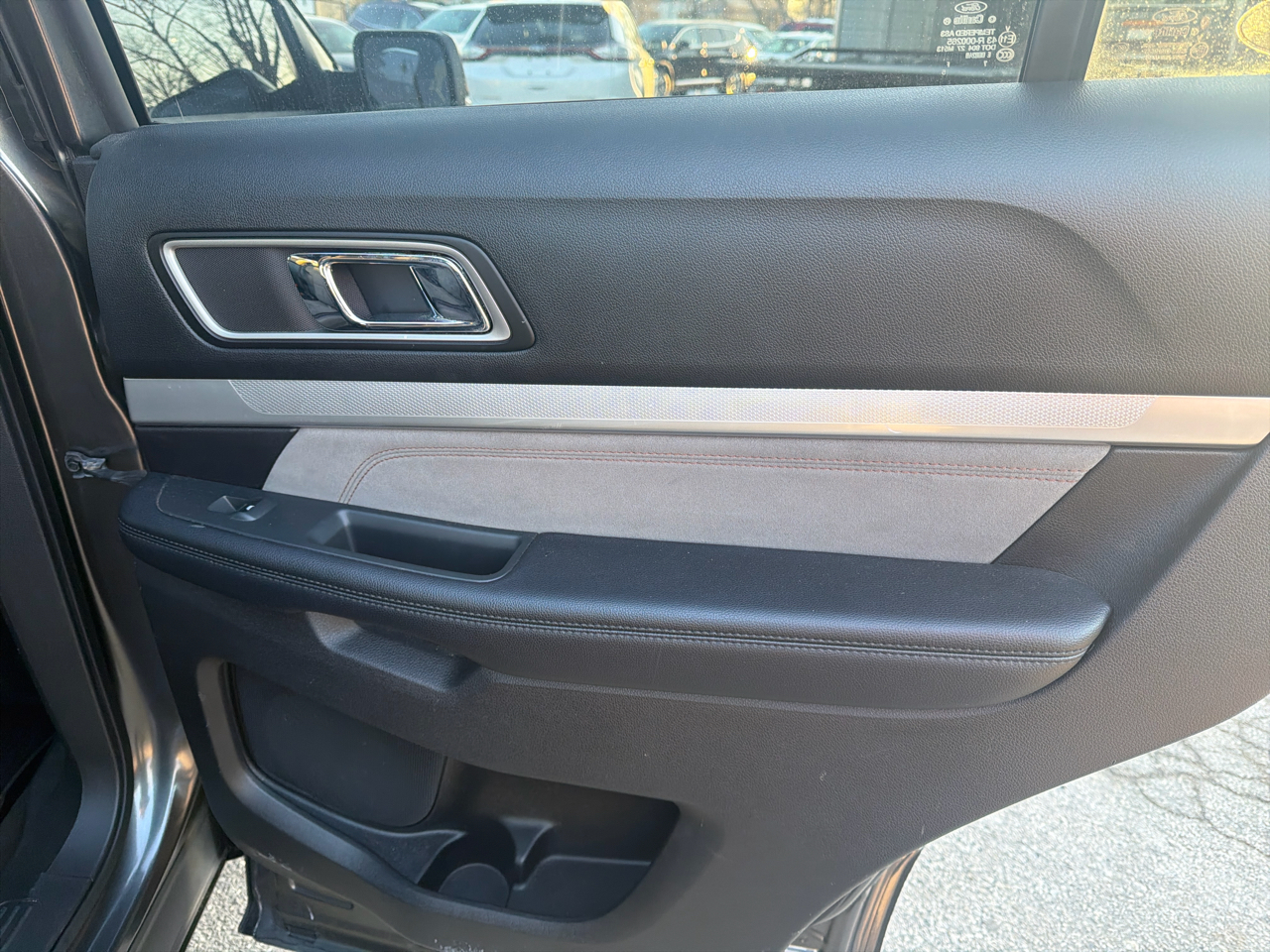 Ford Explorer 4dr XLT 4WD 2017