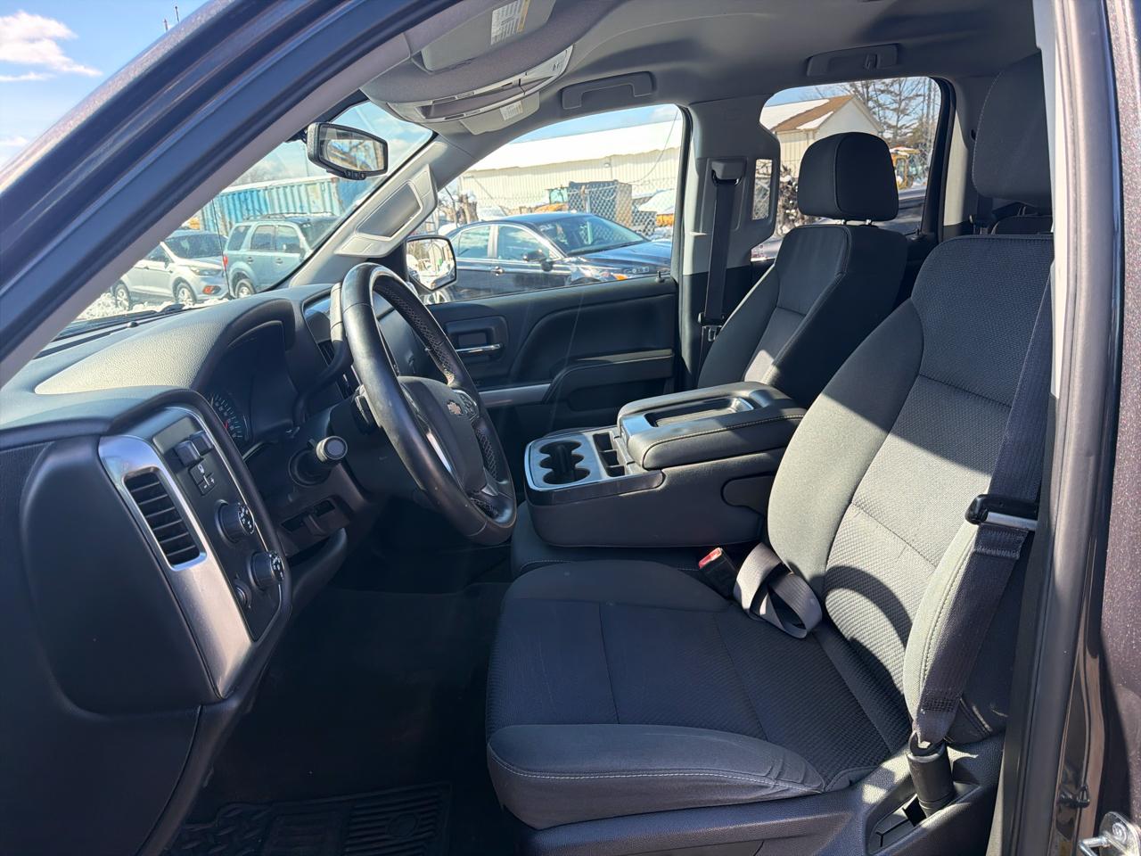 Chevrolet Silverado 1500 1LT Double Cab 4WD 2016