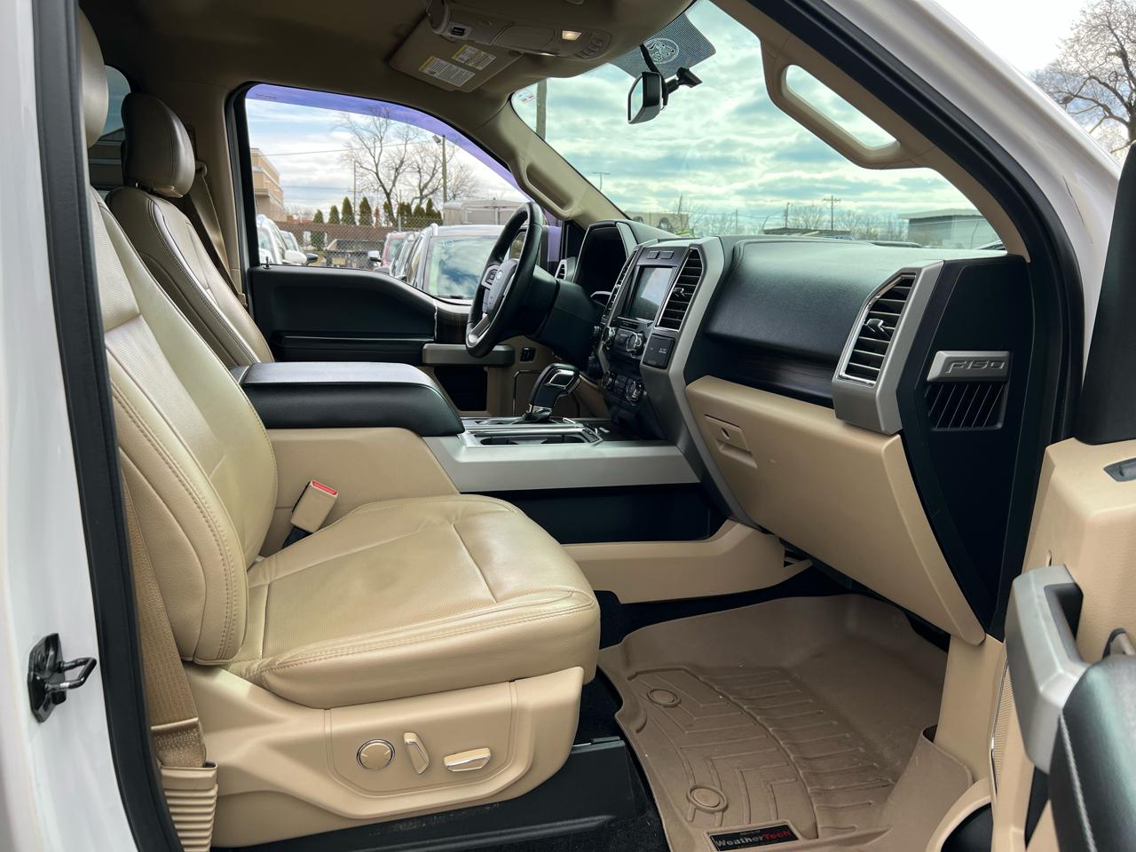 Ford F-150 2WD SuperCab 145" Lariat 2016