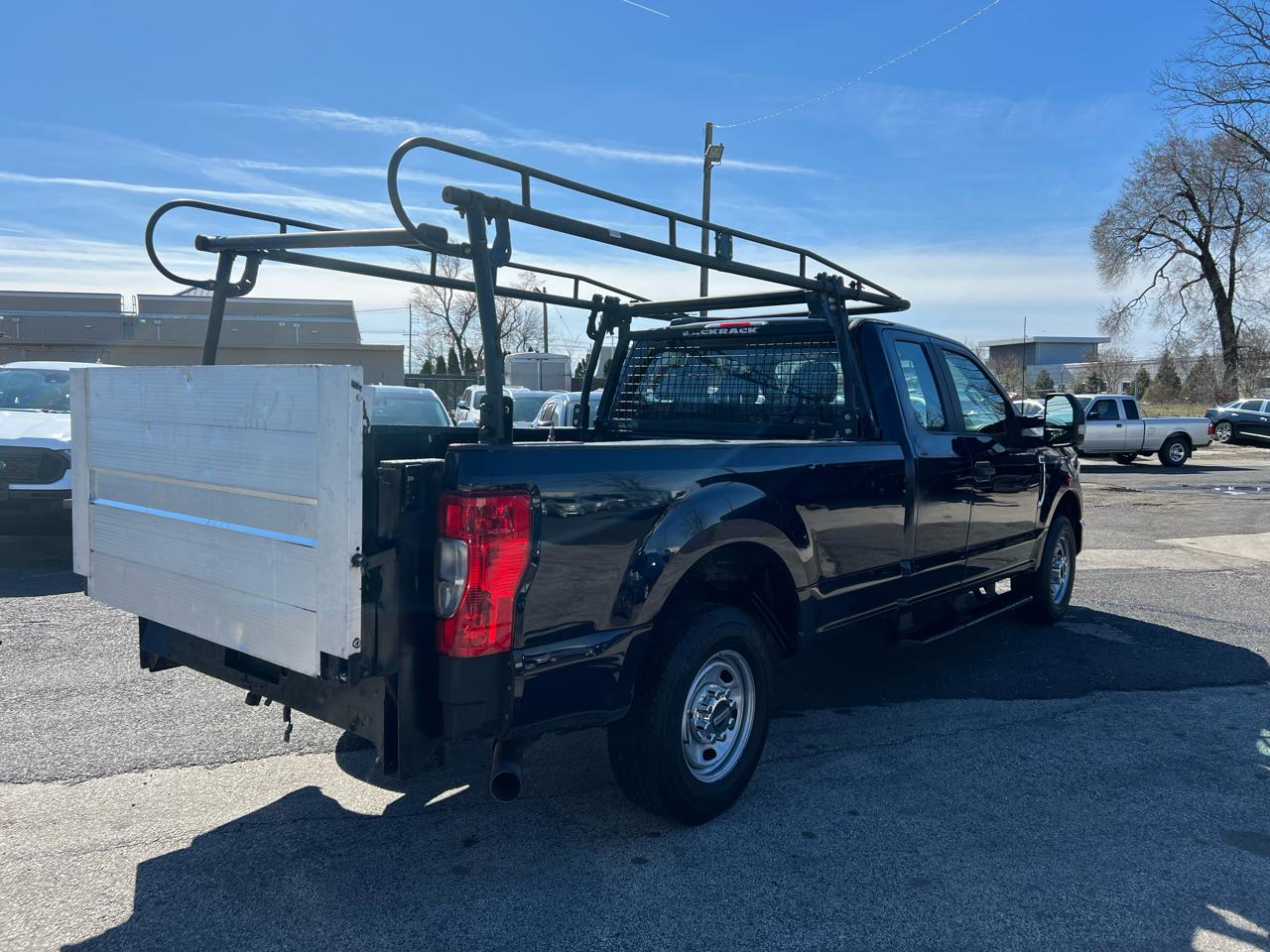 Ford F-250 SD XL SuperCab Long Bed 2WD 2022