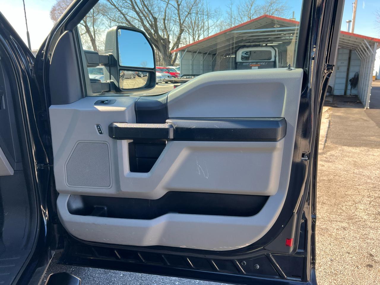 Ford F-250 SD XL SuperCab Long Bed 2WD 2022