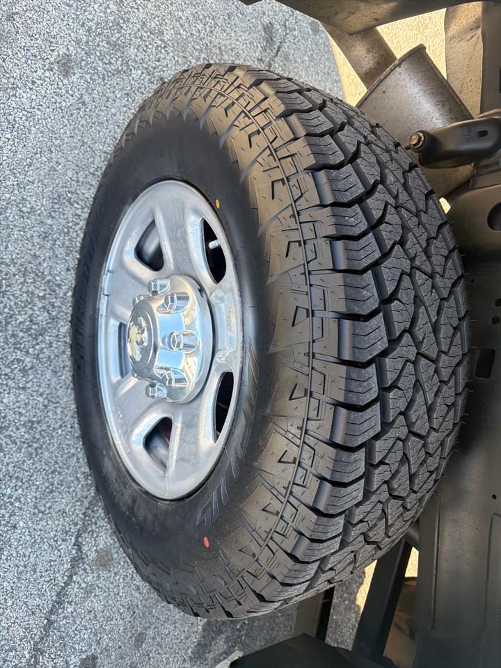 RAM 2500 Tradesman Crew Cab SWB 2WD 2015