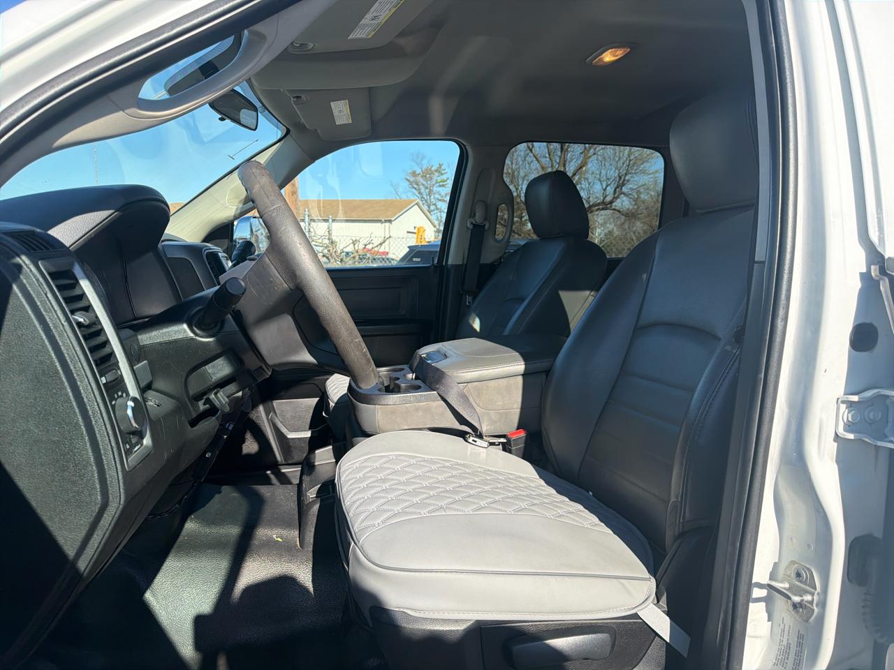 RAM 2500 Tradesman Crew Cab SWB 2WD 2015