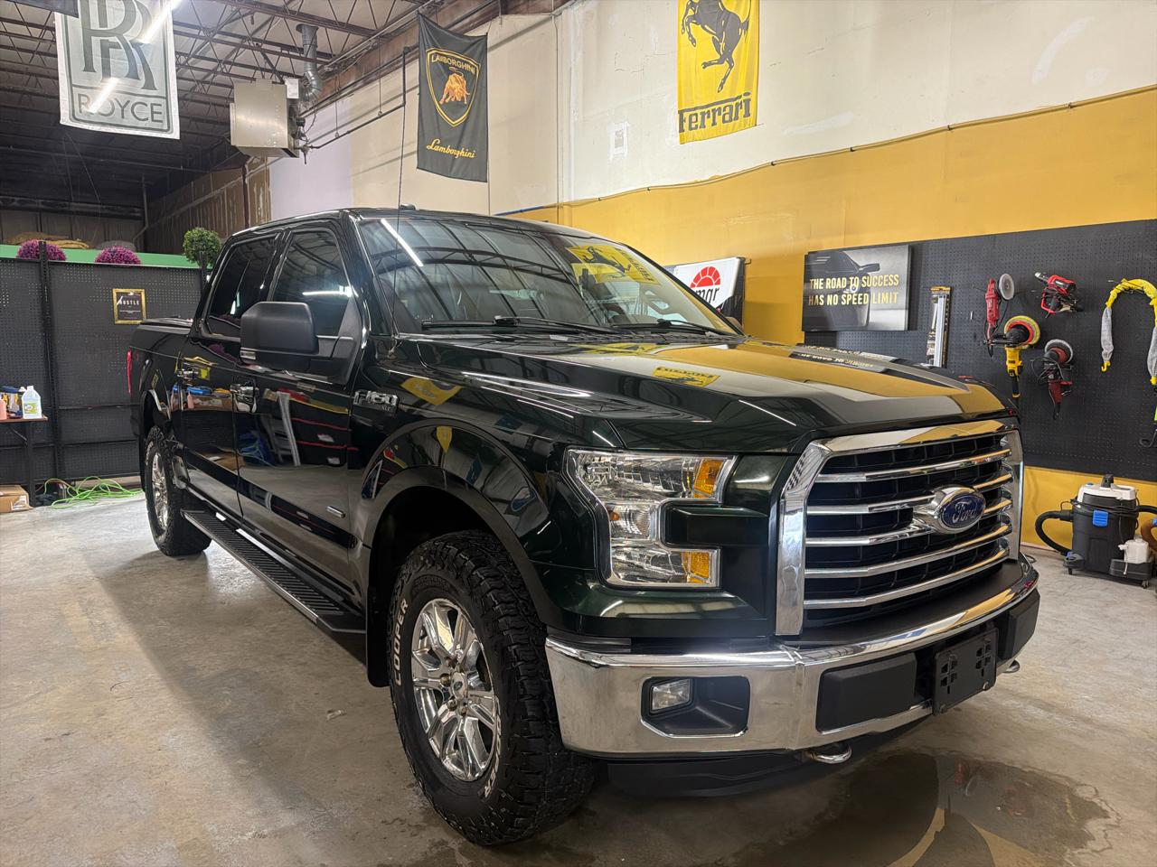 Ford F-150 4WD SuperCrew 139" XLT 2016